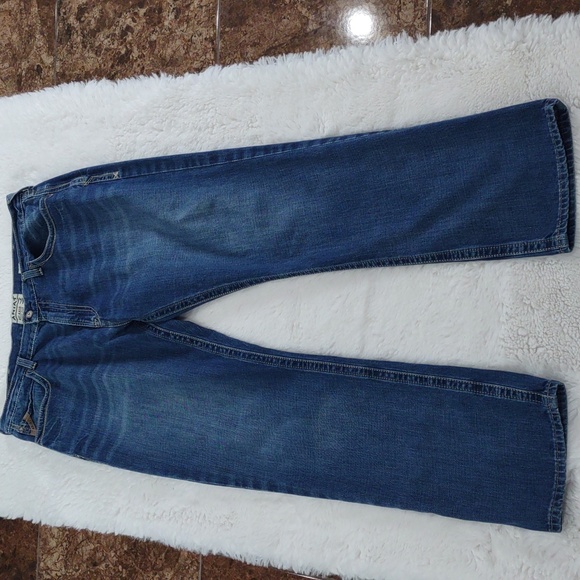 ARIAT RELAXED BOOT CUT JEANS. - Picture 10 of 17